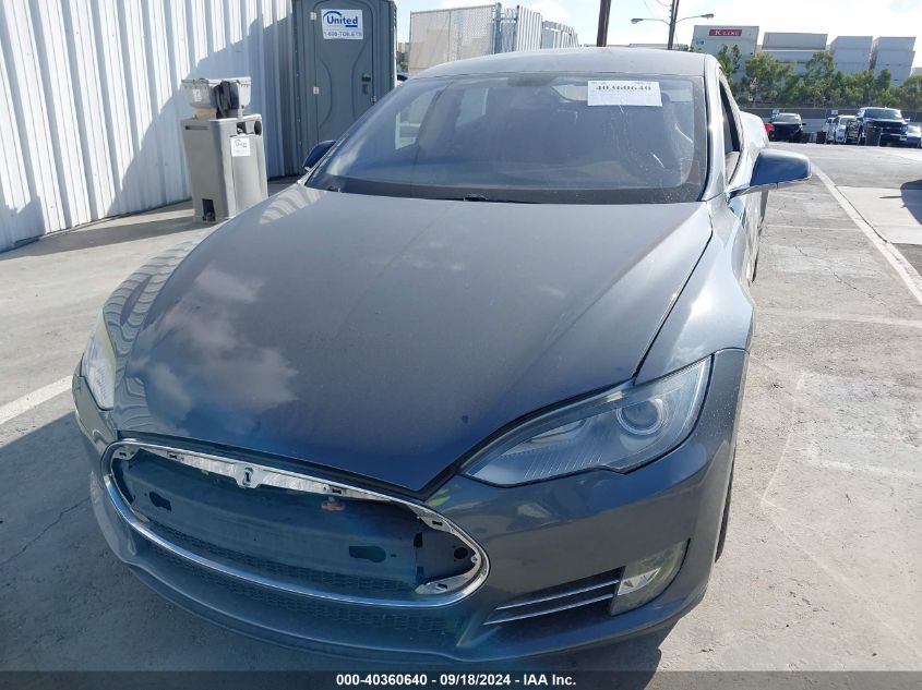 2013 Tesla Model S VIN: 5YJSA1DN9DFP16551 Lot: 40360640