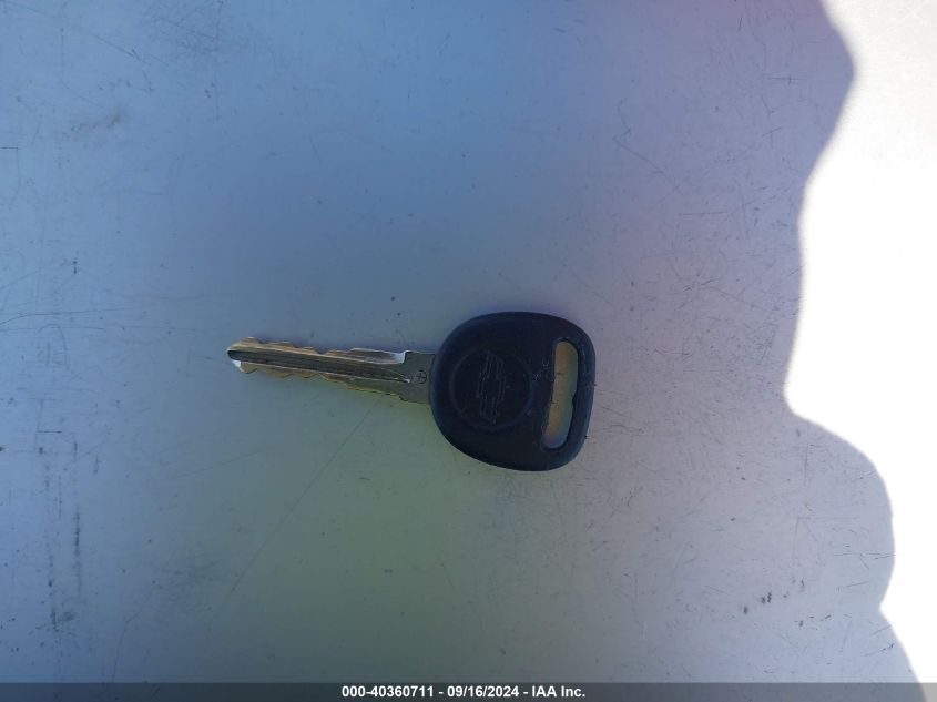 3GCPCSE00BG375685 2011 Chevrolet Silverado 1500 Lt