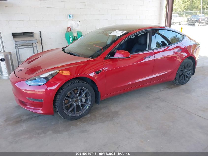 5YJ3E1EB5NF252558 2022 TESLA MODEL 3 - Image 2