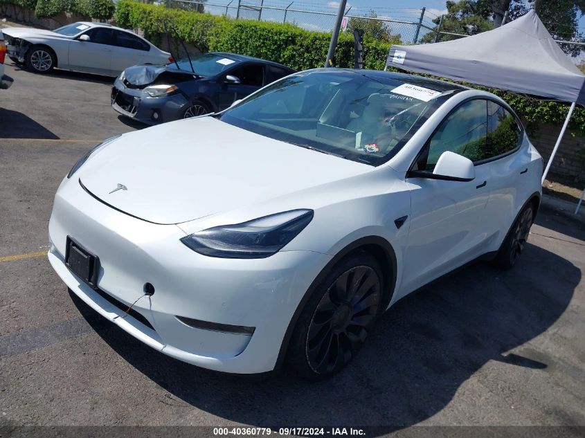 7SAYGDEF5NF492152 2022 TESLA MODEL Y - Image 2