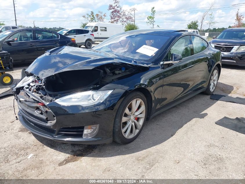 VIN 5YJSA1H48FF083013 2015 Tesla Model S, 85D/P85D no.2