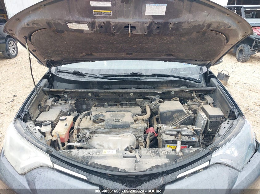 VIN JTMWFREV8JJ728288 2018 TOYOTA RAV4 XLE