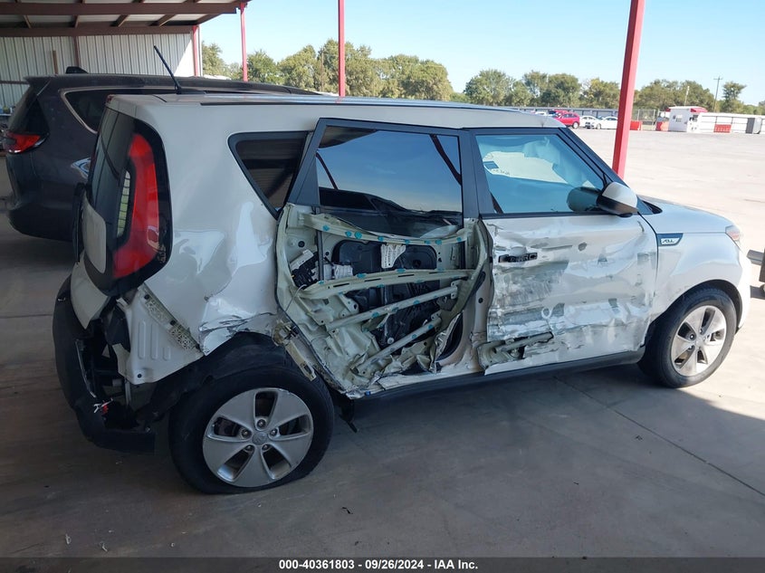 2015 Kia Soul VIN: KNDJN2A24F7231842 Lot: 40361803