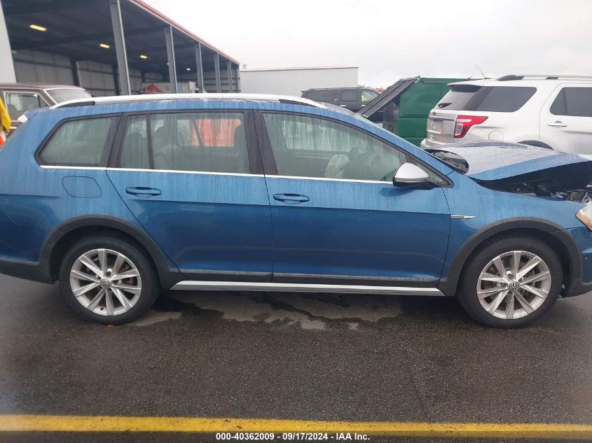 3VWH17AU7HM515819 2017 Volkswagen Golf Alltrack S/Se/Sel