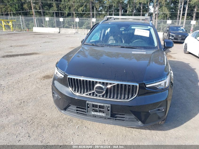 2023 Volvo Xc40 B5 Plus Bright Theme VIN: YV4L12UN4P2939000 Lot: 40363680