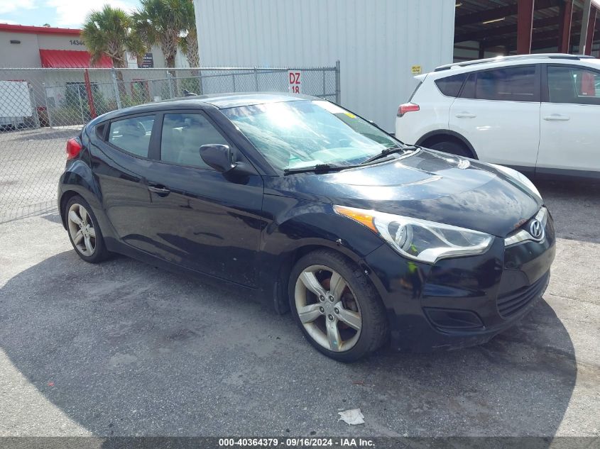 2013 Hyundai Veloster Base W/Gray VIN: KMHTC6AD9DU084693 Lot: 40364379