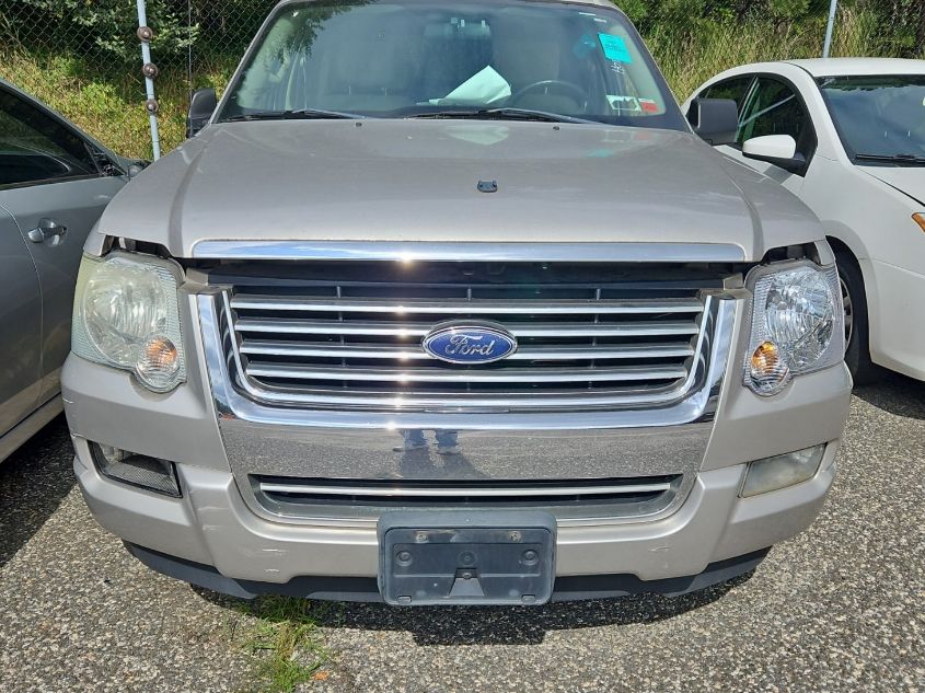 2008 Ford Explorer Xlt VIN: 1FMEU73E08UB28782 Lot: 40364398