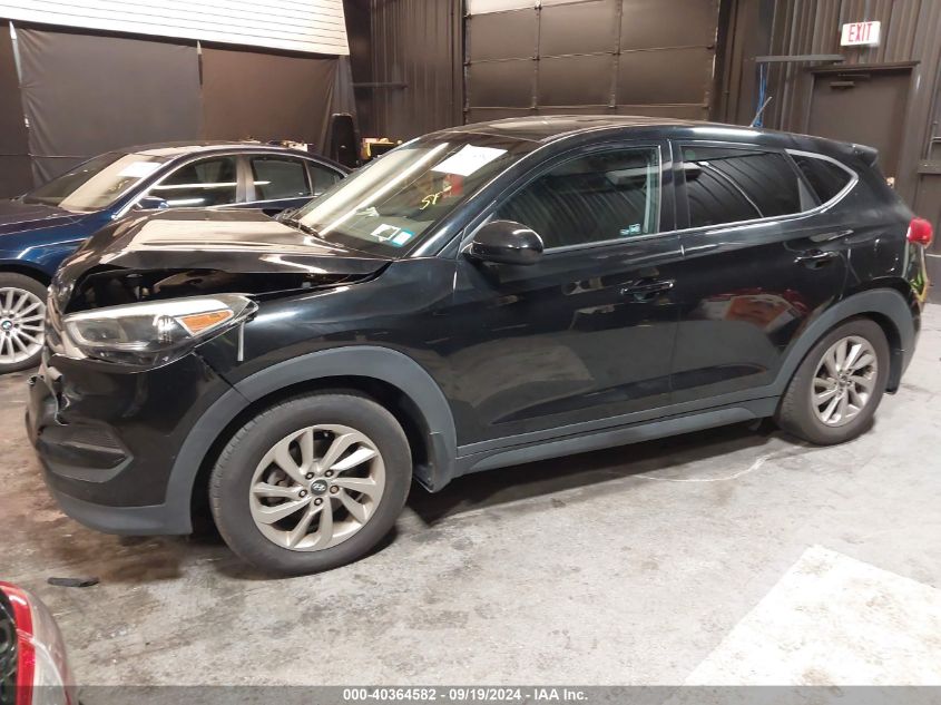 KM8J23A43HU336517 2017 HYUNDAI TUCSON - Image 2