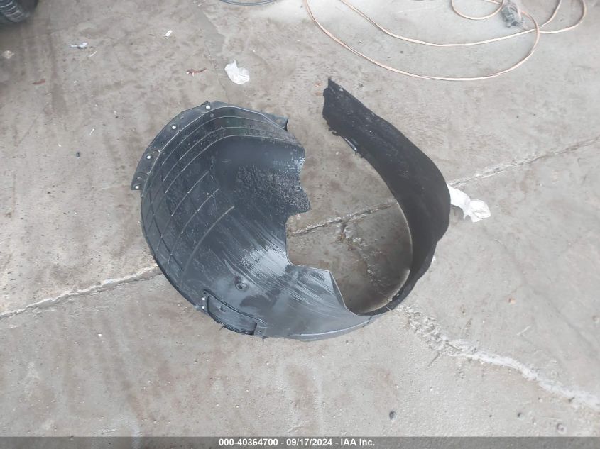 2018 HYUNDAI KONA SEL - KM8K62AA2JU159635