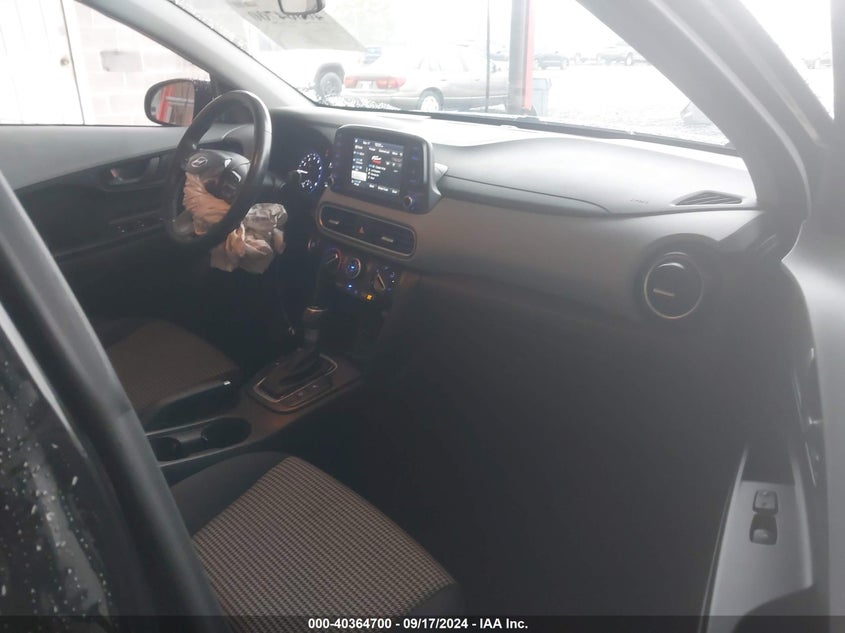 2018 HYUNDAI KONA SEL - KM8K62AA2JU159635