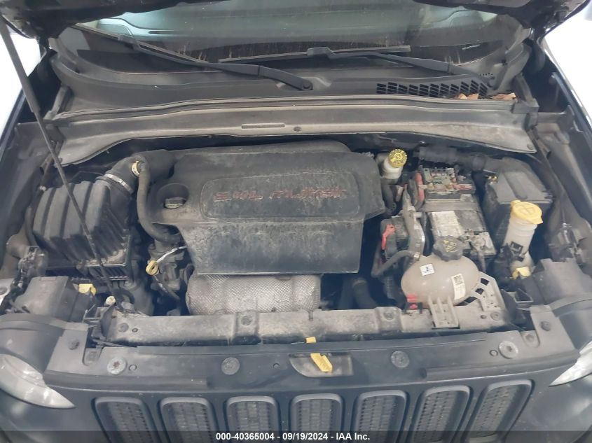 ZACCJBCT2FPB28397 2015 Jeep Renegade Trailhawk