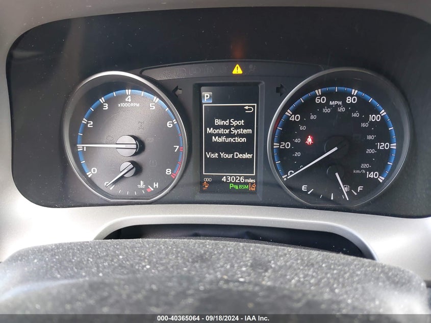 VIN 2T3RFREV5JW741434 2018 TOYOTA RAV4 XLE