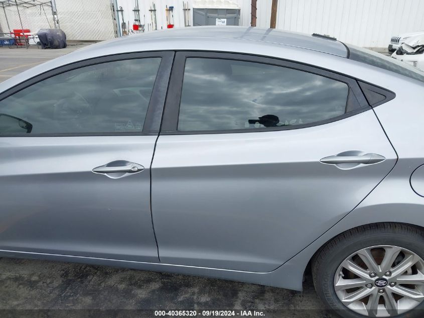 5NPDH4AE1GH658449 2016 Hyundai Elantra Se