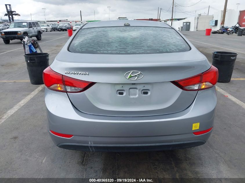 5NPDH4AE1GH658449 2016 Hyundai Elantra Se