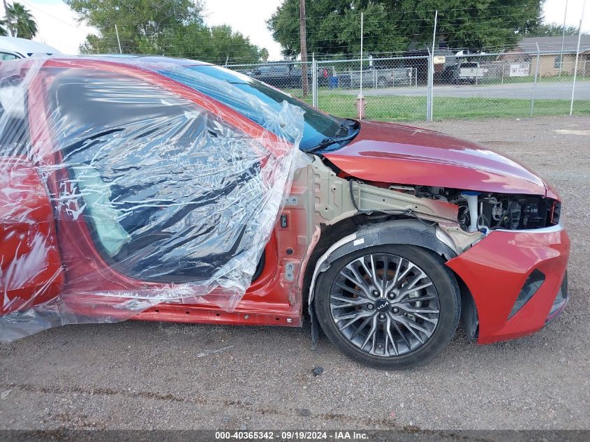 2023 Kia Forte Gt-Line VIN: 3KPF54AD1PE523260 Lot: 40365342