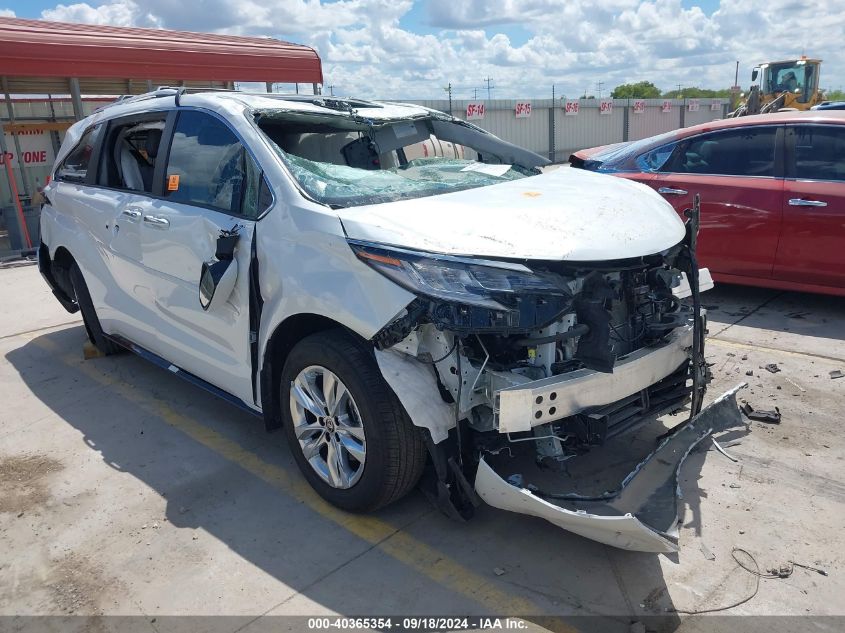 5TDZRKEC7NS102427 2022 TOYOTA SIENNA - Image 1