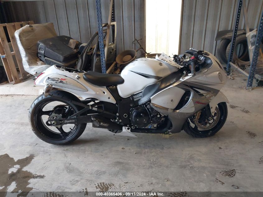 2013 Suzuki Gsx1300 Ra VIN: JS1GX72B5D2101699 Lot: 40365406