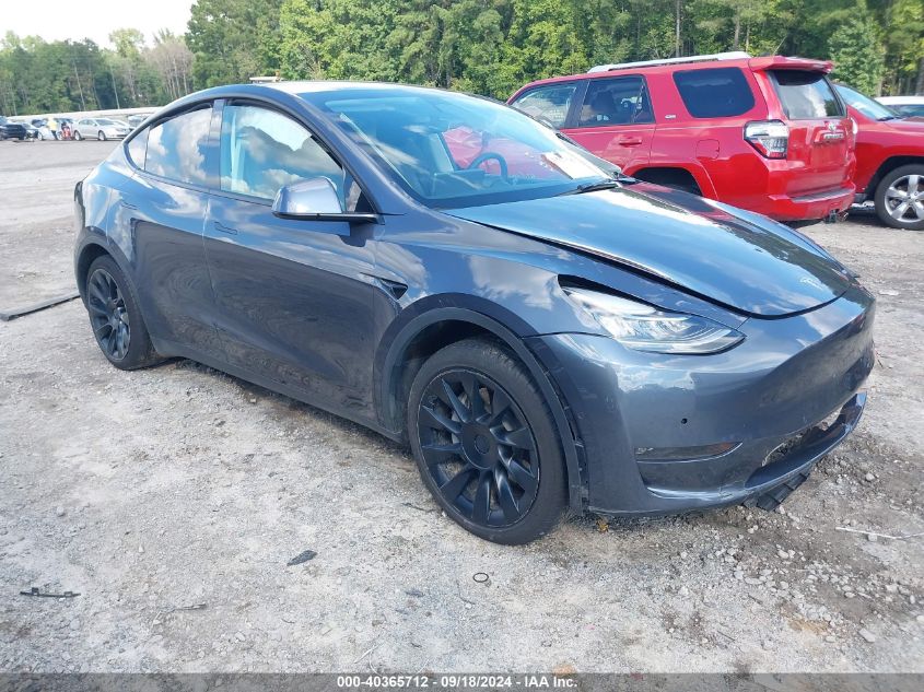 7SAYGDEE8NF321855 2022 TESLA MODEL Y - Image 1