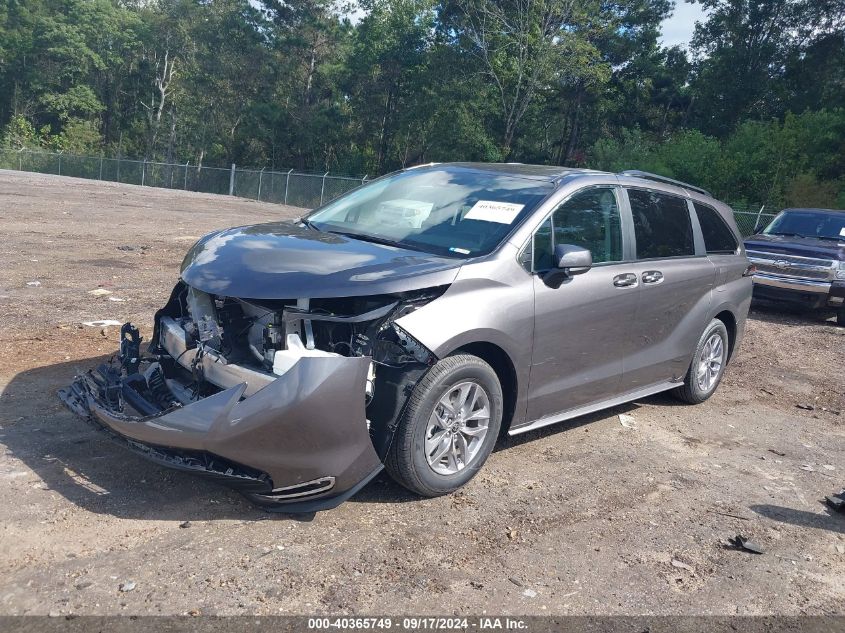 5TDYRKEC2RS209287 2024 TOYOTA SIENNA - Image 2