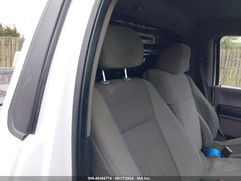 2016 Ford F-150 Xl VIN: 1FTMF1CPXGKE26825 Lot: 40365774