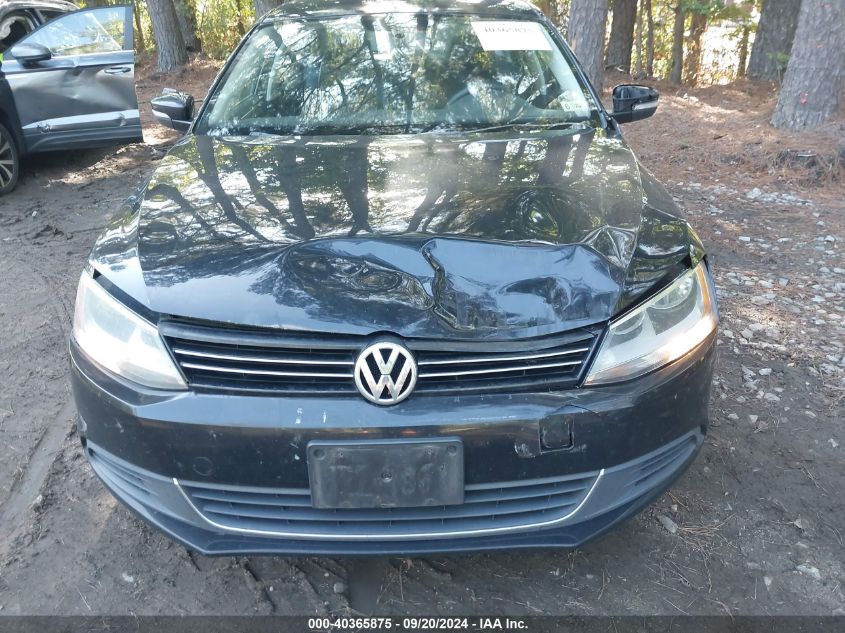 3VWDP7AJ4DM366993 2013 Volkswagen Jetta 2.5L Se