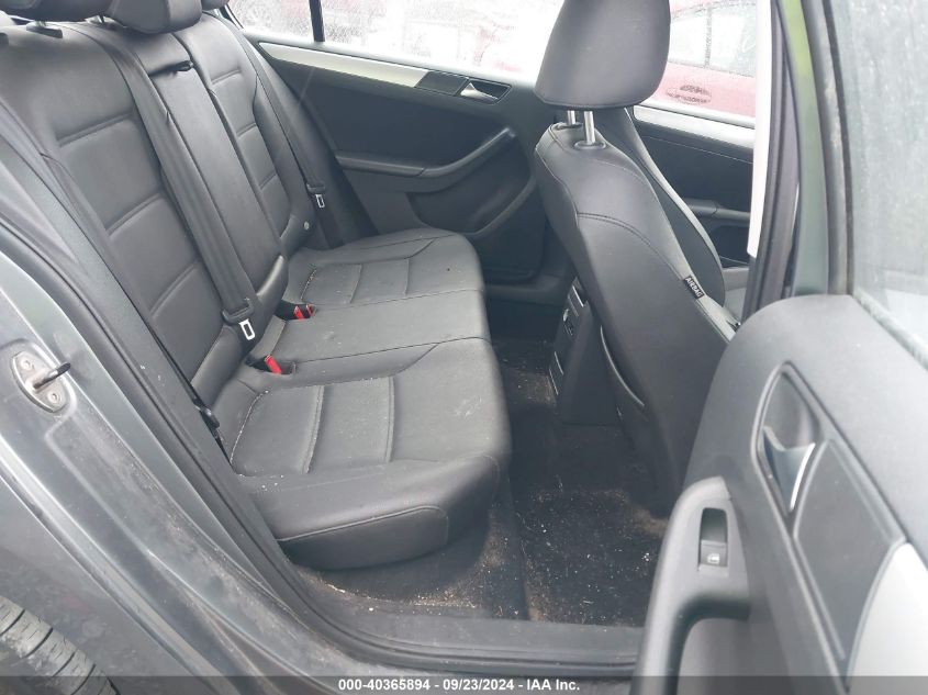 3VWLL7AJ6BM130558 2011 Volkswagen Jetta Tdi