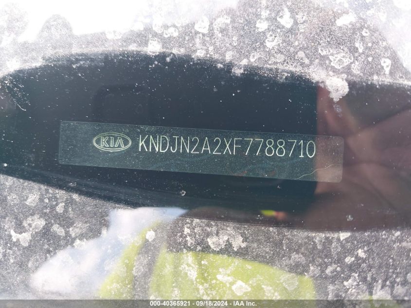 KNDJN2A2XF7788710 2015 Kia Soul