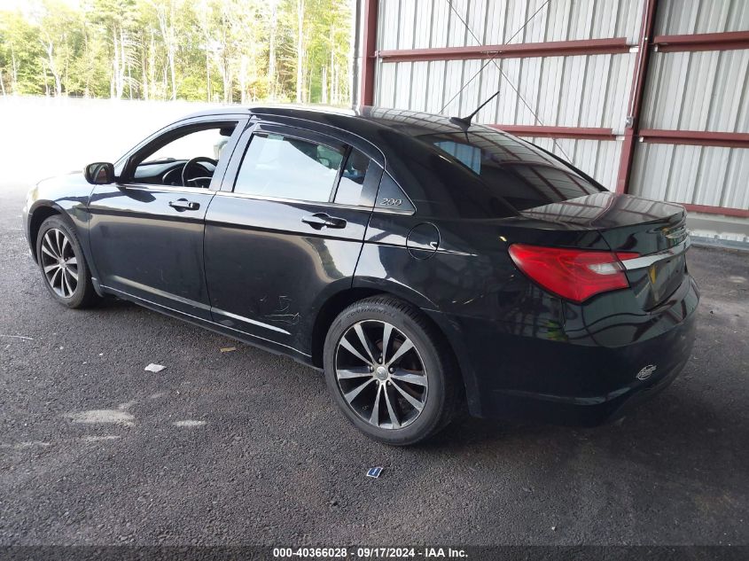 2013 Chrysler 200 Limited VIN: 1C3CCBCG1DN638909 Lot: 40366028