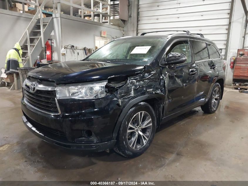 5TDJKRFH0GS500490 2016 TOYOTA HIGHLANDER - Image 2