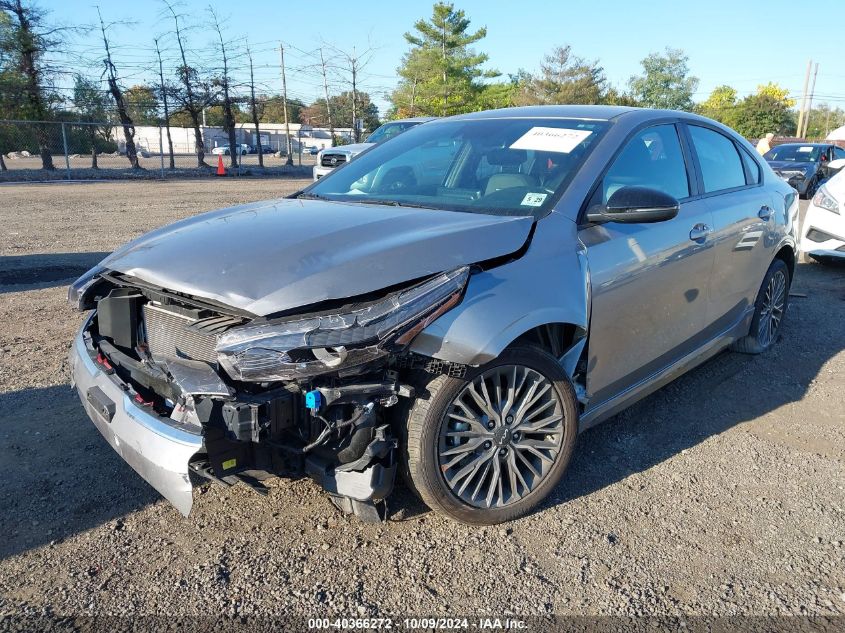 2024 Kia Forte Gt-Line VIN: 3KPF54AD7RE736815 Lot: 40366272