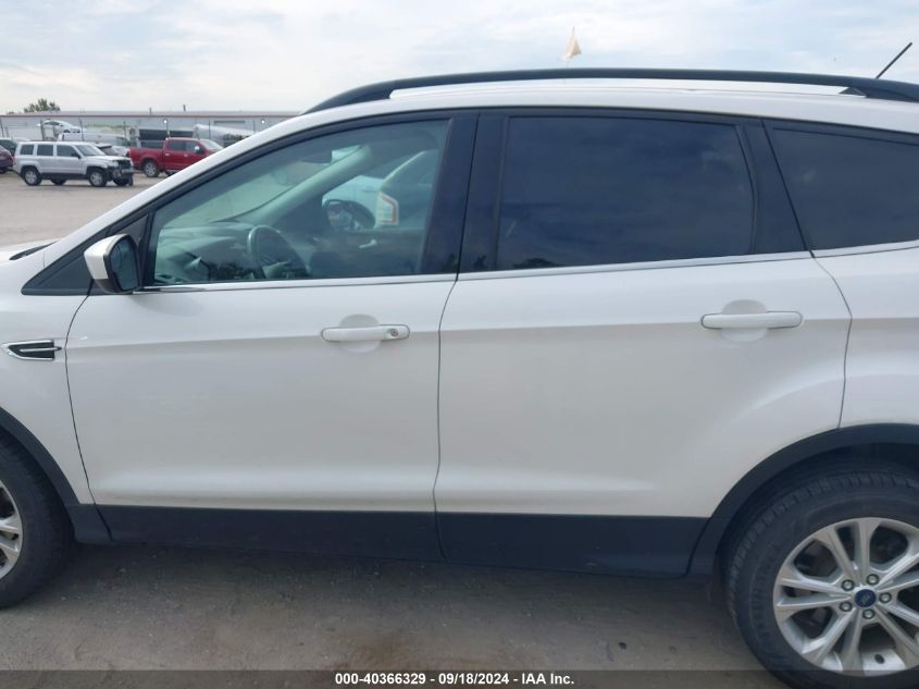 1FMCU9HD2JUA72076 2018 Ford Escape Sel