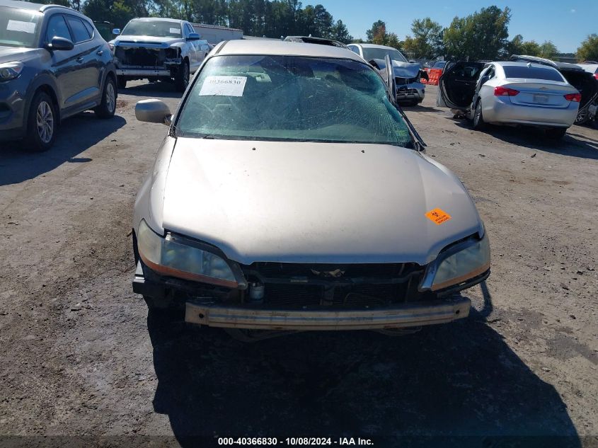 2000 Honda Accord 2.3 Se VIN: 1HGCG6699YA092153 Lot: 40366830