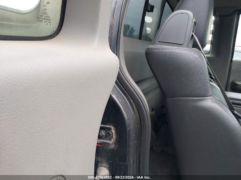 2004 Ford F-150 Stx/Xl/Xlt VIN: 1FTRF14WX4NB69008 Lot: 40366952