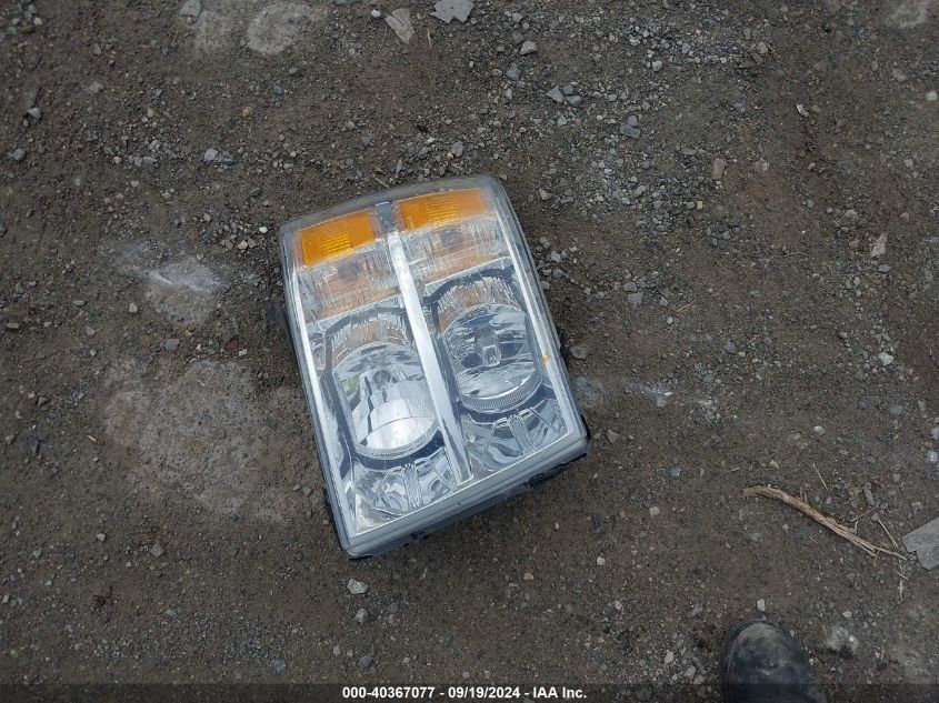 1GCPKSE7XCF200587 2012 Chevrolet Silverado 1500 Lt