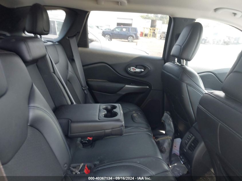 VIN 1C4PJMLX3KD212088 2019 JEEP CHEROKEE LATITUDE PLUS 4X4