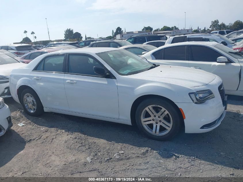 2019 Chrysler 300 Touring VIN: 2C3CCAAG7KH675949 Lot: 40367173