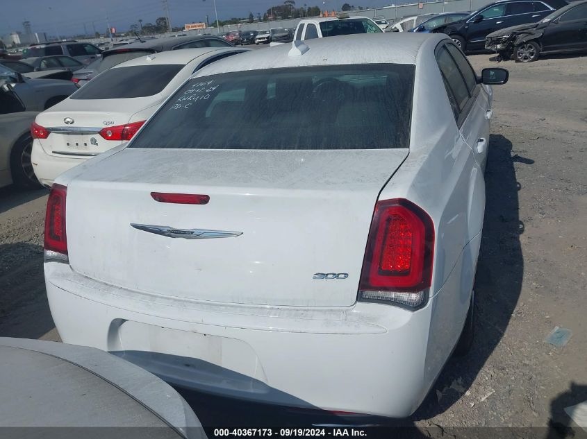 2C3CCAAG7KH675949 2019 Chrysler 300 Touring