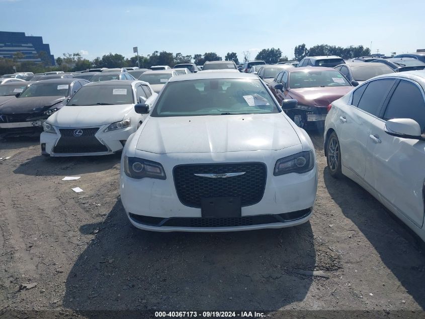 2C3CCAAG7KH675949 2019 Chrysler 300 Touring