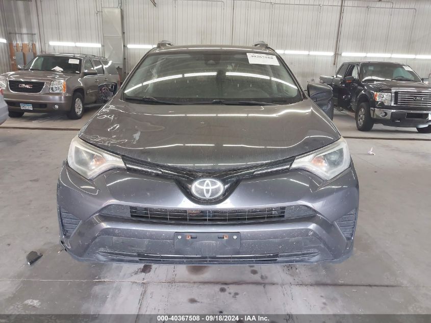 JTMBFREV6HJ110461 2017 Toyota Rav4 Le