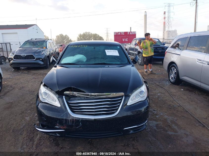 2013 Chrysler 200 Touring VIN: 1C3CCBBB1DN713825 Lot: 40367940