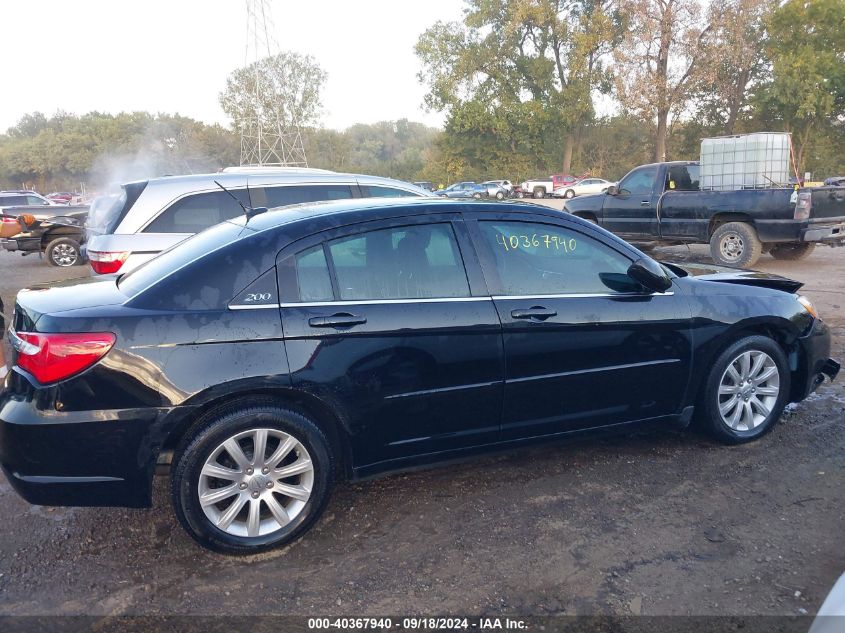 2013 Chrysler 200 Touring VIN: 1C3CCBBB1DN713825 Lot: 40367940