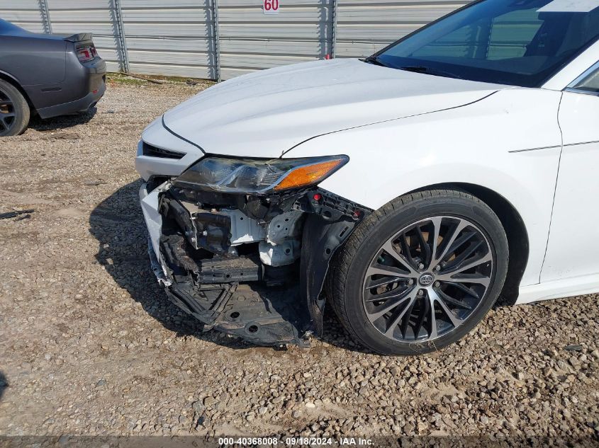 4T1B11HK0JU054874 2018 Toyota Camry Se