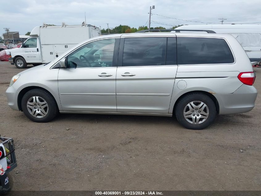 2005 Honda Odyssey Ex-L VIN: 5FNRL38615B006830 Lot: 40369001