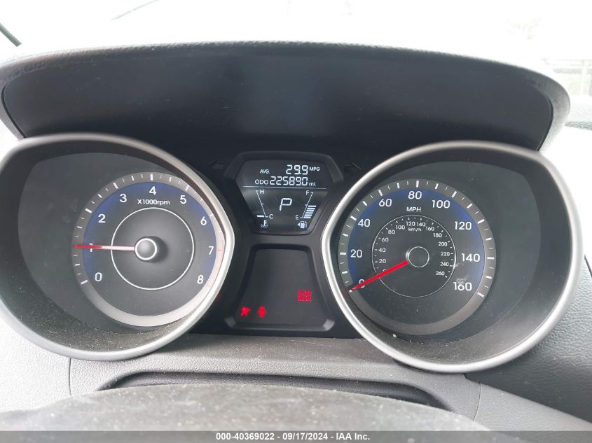 KMHDH4AE9DU889807 2013 Hyundai Elantra Gls