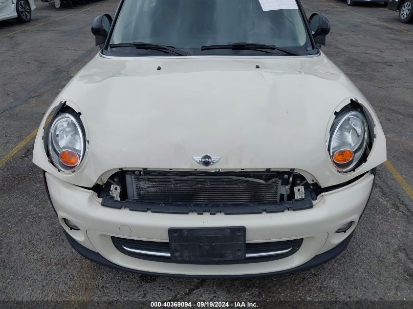 2013 Mini Hardtop Cooper VIN: WMWSU3C5XDT688497 Lot: 40369094