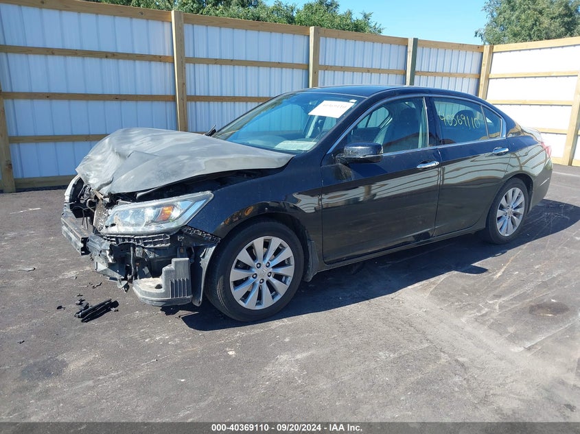 2015 HONDA ACCORD VIN: 1HGCR3F83FA021334