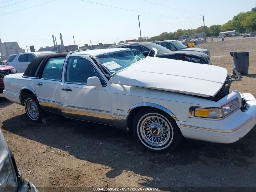 1997 Lincoln Town Car Executive VIN: 1LNLM81W5VY743597 Lot: 40369542