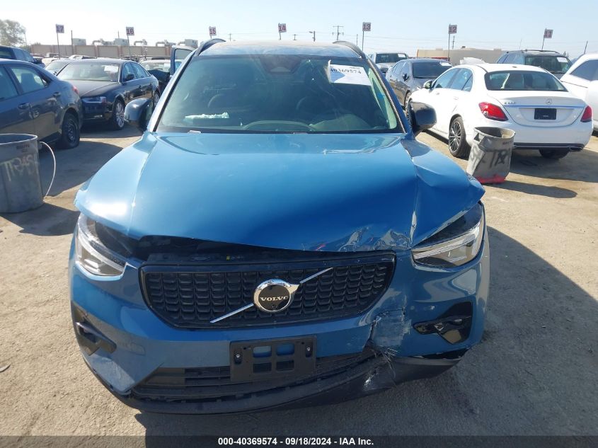 2024 Volvo Xc40 Plus VIN: YV4L12UL0R2357588 Lot: 40369574