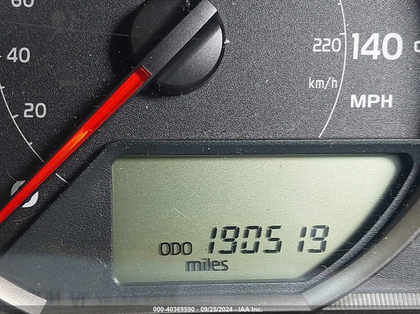 2013 TOYOTA RAV4 XLE - JTMWFREV5DD011463