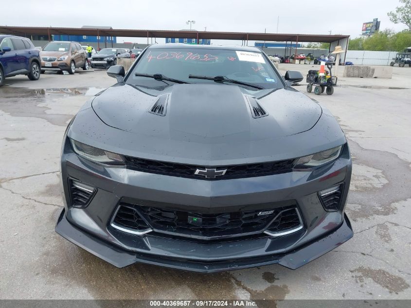 2017 Chevrolet Camaro 2Ss VIN: 1G1FH1R79H0168121 Lot: 40369657